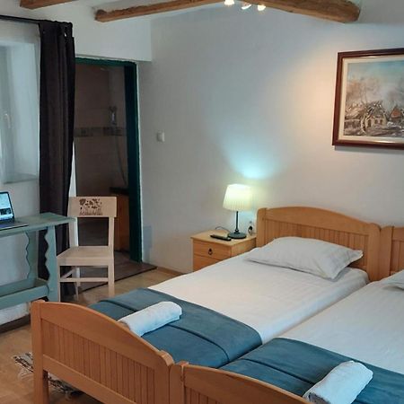 Hotel Eva House Pacir Exterior foto